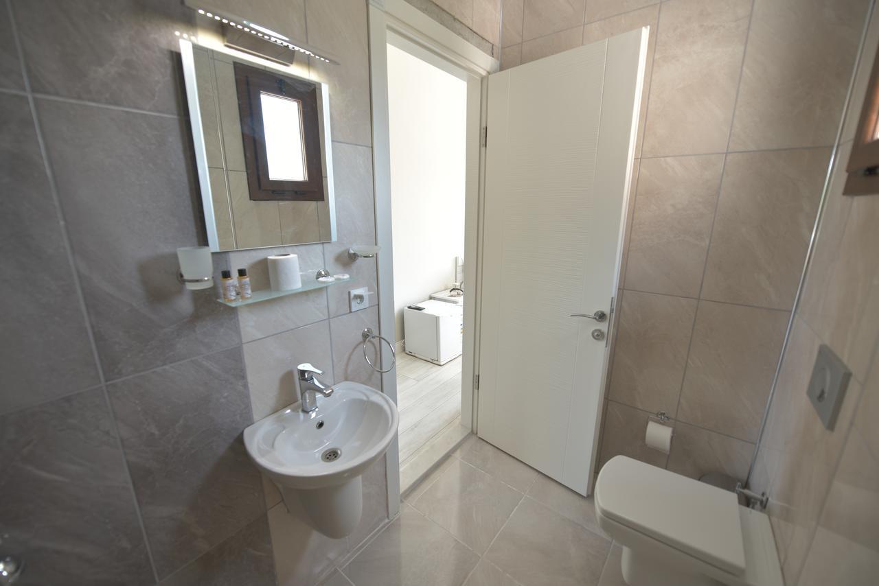 Cunda Roka Otel Ayvalı Esterno foto